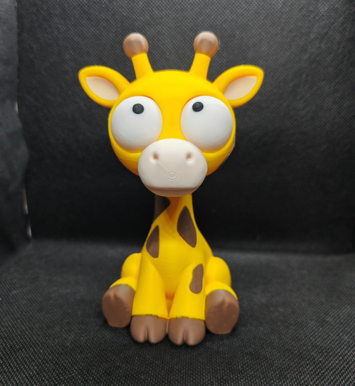 GIRAFFE Movable Eyes 3D Printed